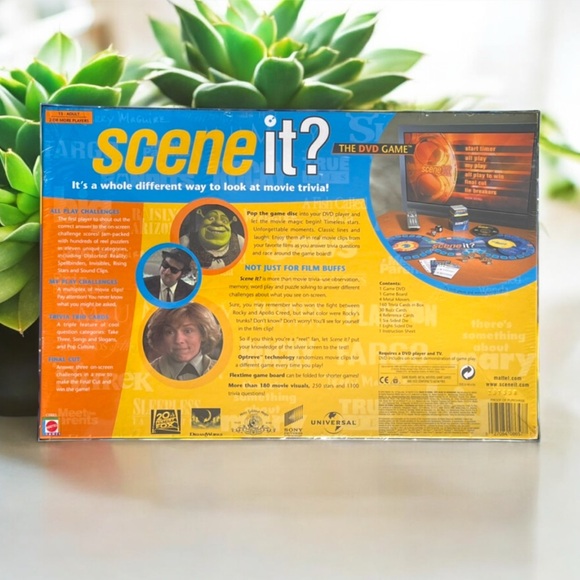 Scene It The DVD Game - Picture 2 of 2